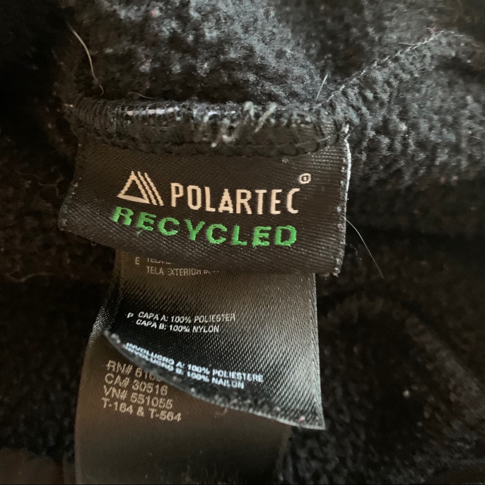 The North Face Girls Denali Jacket in Black - Picture 9 of 11